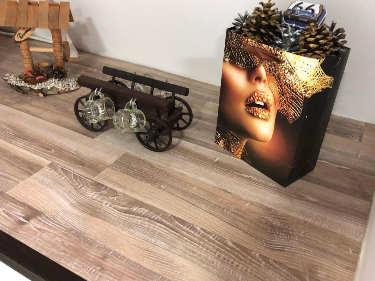 Serban Home Arenele Romane Marius Nasta Boekarest Buitenkant foto